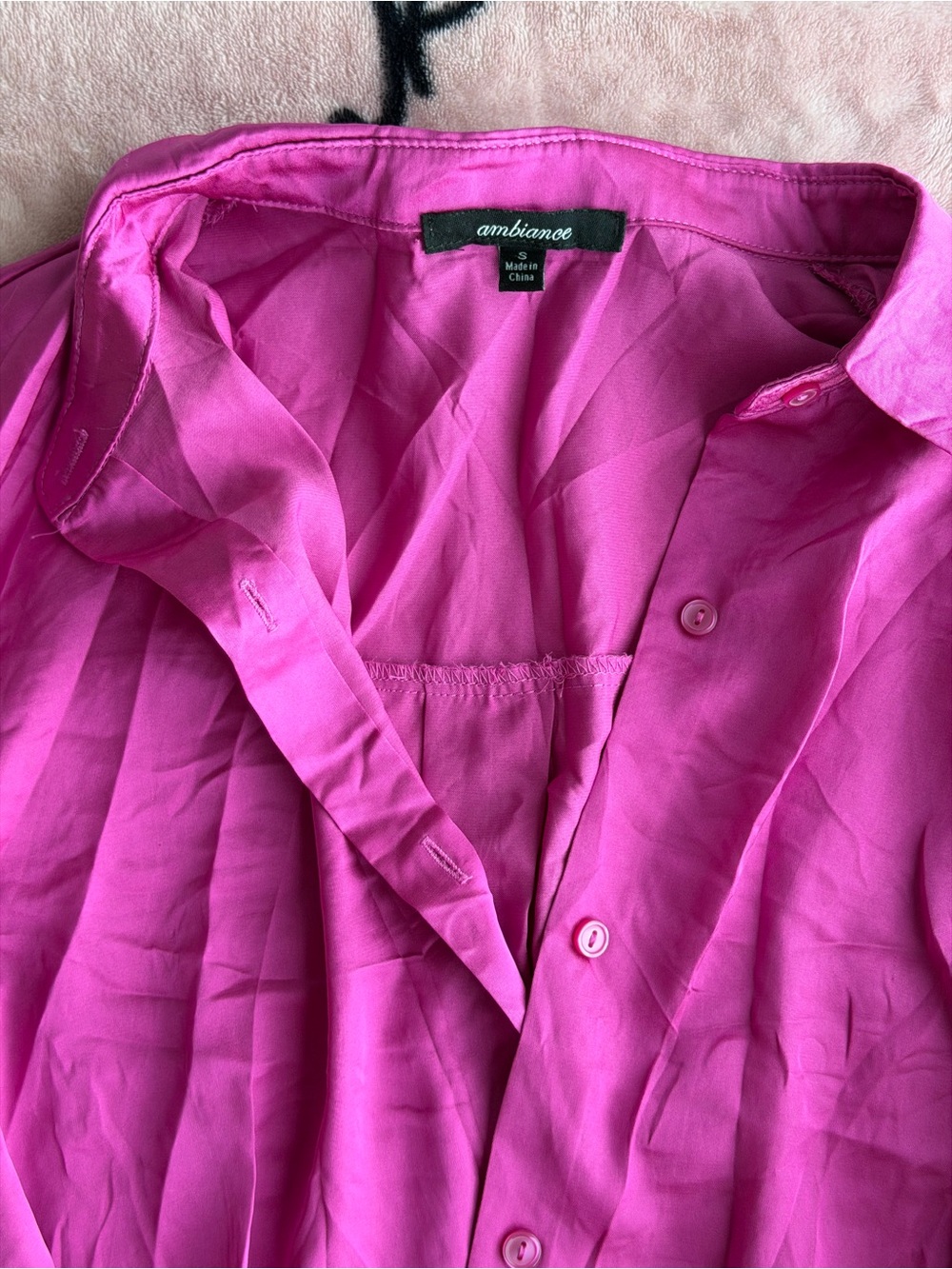 Pink button down top - Picture 2 of 7
